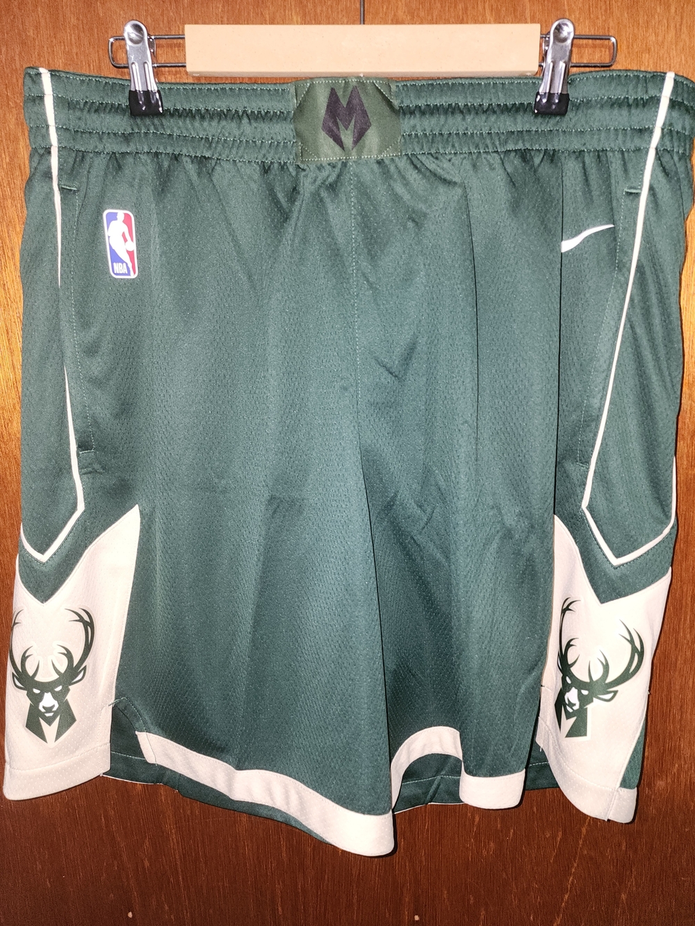 Nike Milwaukee Bucks GREEN Swingman Shorts Size 46 2xl XXL 2x  NWT RARE